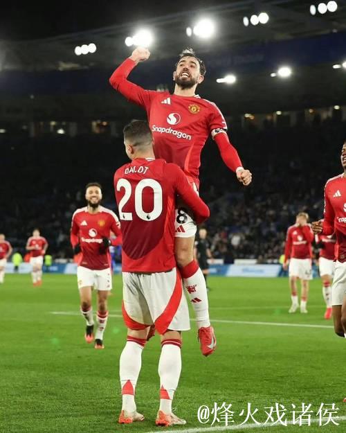 下半场三球 曼联客场取得久违大胜