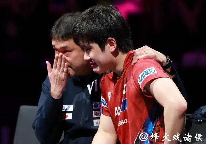 张本智和遭遇8连败!被克星王楚钦打懵,网友感叹:既生瑜,何生亮? 张本智和遭遇8连败!被克星王楚钦打懵,网友感叹:既生瑜,何生亮?