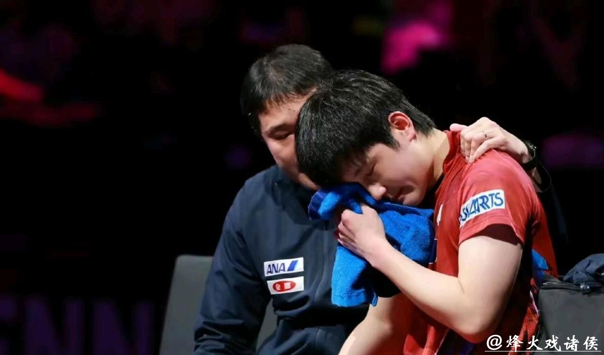 张本智和遭遇8连败!被克星王楚钦打懵,网友感叹:既生瑜,何生亮? 张本智和遭遇8连败!被克星王楚钦打懵,网友感叹:既生瑜,何生亮?